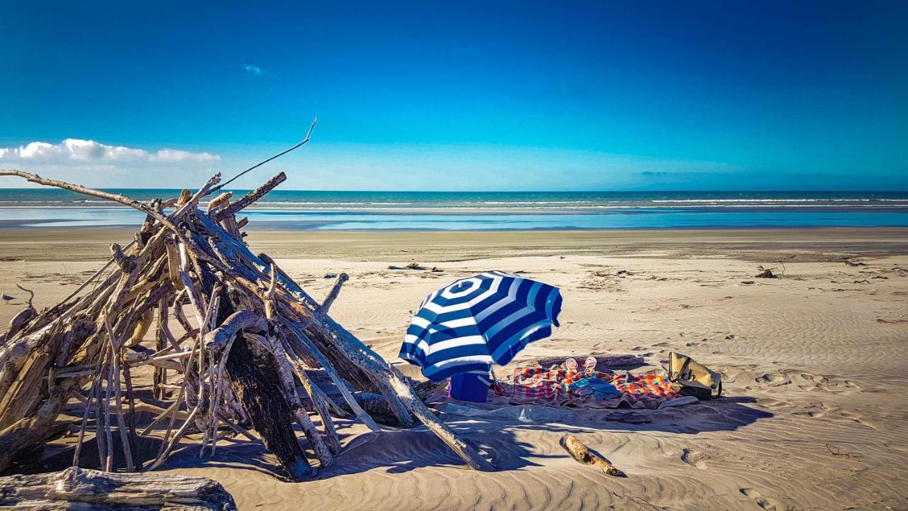 Carters Beach Seaside Accommodation Екстер'єр фото